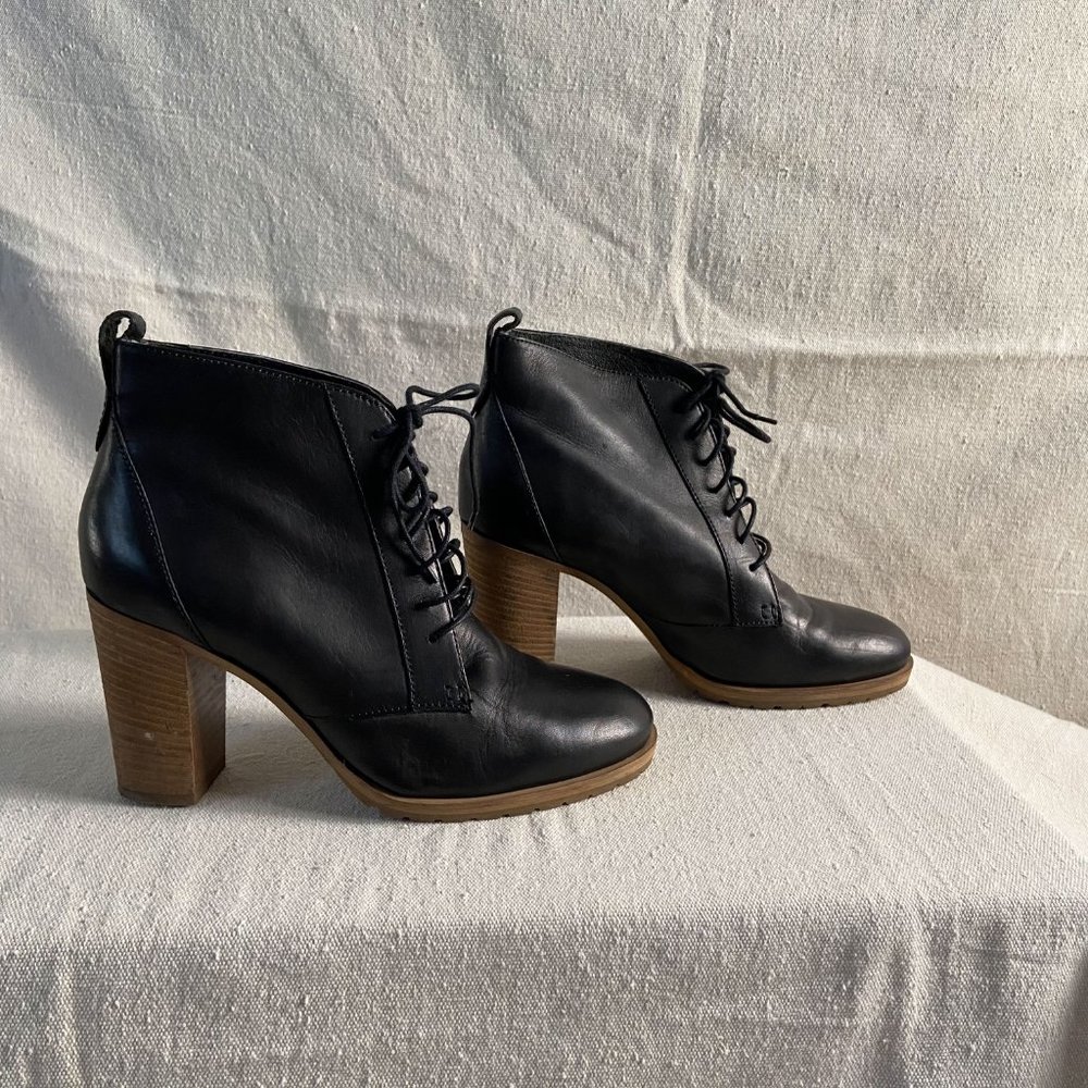 Madewell Black Y2k Lace-Up Chunky Heel Lug Sole Size 9